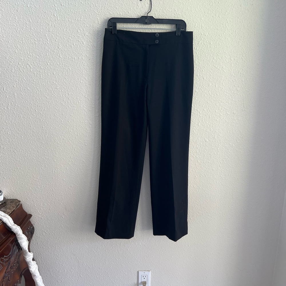 Black Pants 
Raffinalla 
Size: 6